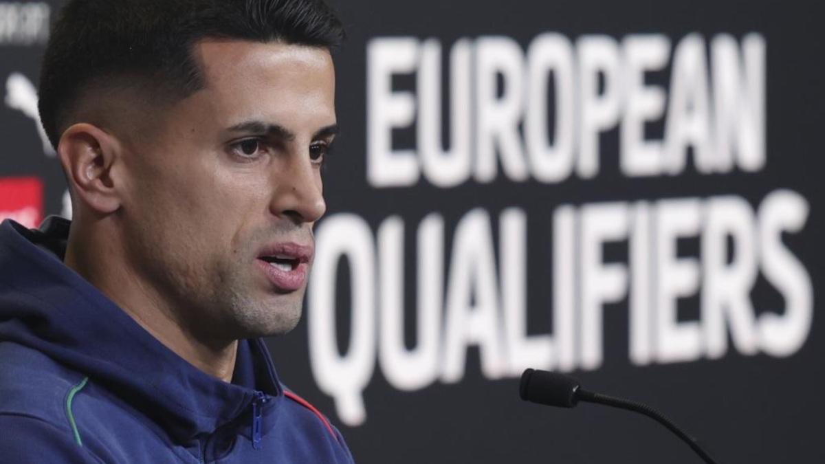 Flick no pidió su fichaje para el Barcelona, no juega nunca y le daría la peor noticia a esta selección para el Mundial 2026