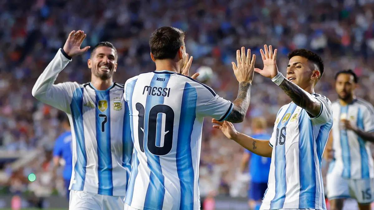Acusan a jugadores de traición tras perder con Argentina y los sacaron del Mundial
