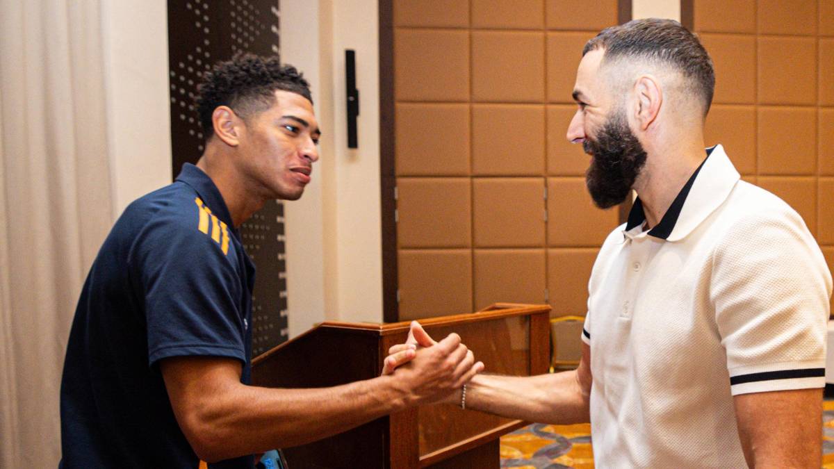 Este mensaje dejó sobre Mbappé: Benzema visitó al Real Madrid para animar su pase a la final de la Supercopa de España