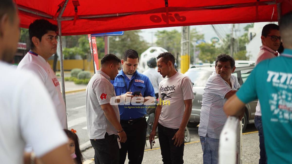 ¡Locura en la venta de boletos del Olimpia - Atlas! Ya se agotó una localidad y a cuánto lo tiene el mercado negro