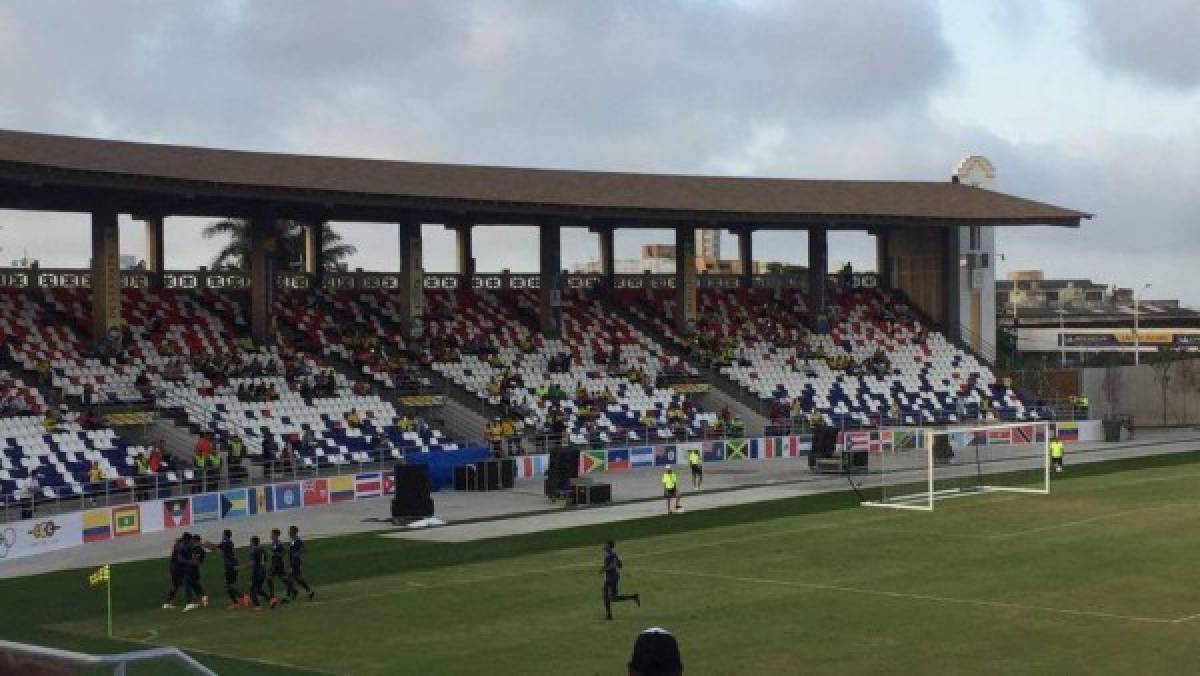 NO SE VIO EN TV: El eufórico festejo de Honduras tras eliminar a Costa Rica en los Centroamericanos