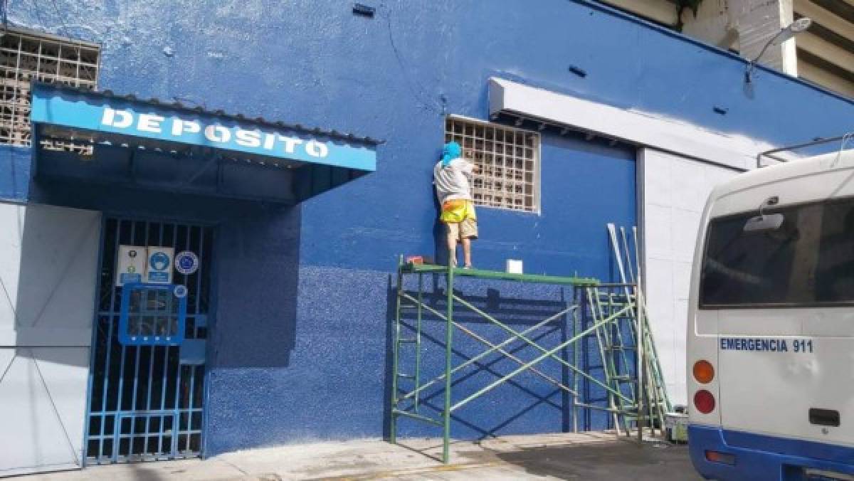 'Maquillan' con pintura el Estadio Nacional de Tegucigalpa para disimular el deterioro para el 15 de septiembre