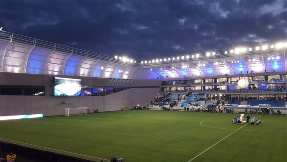 ¡El rotundo cambio que le quieren hacer al estadio Nacional con su alumbrado!
