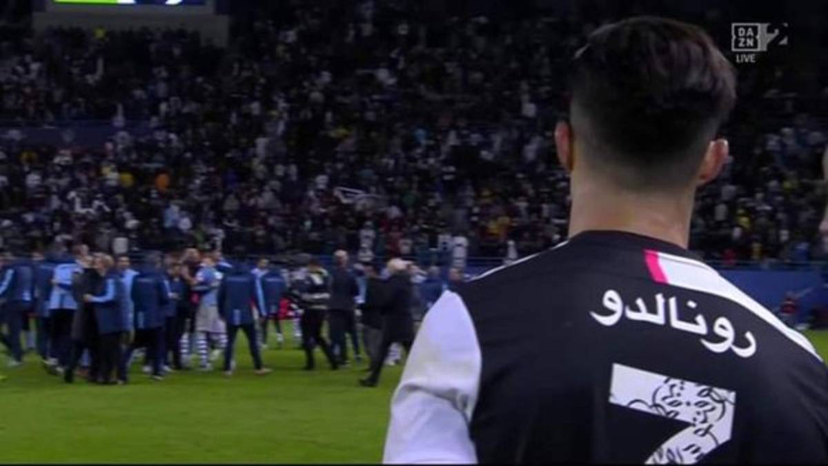 La decepcionante reacción de Cristiano Ronaldo al recibir la medalla de subcampeón