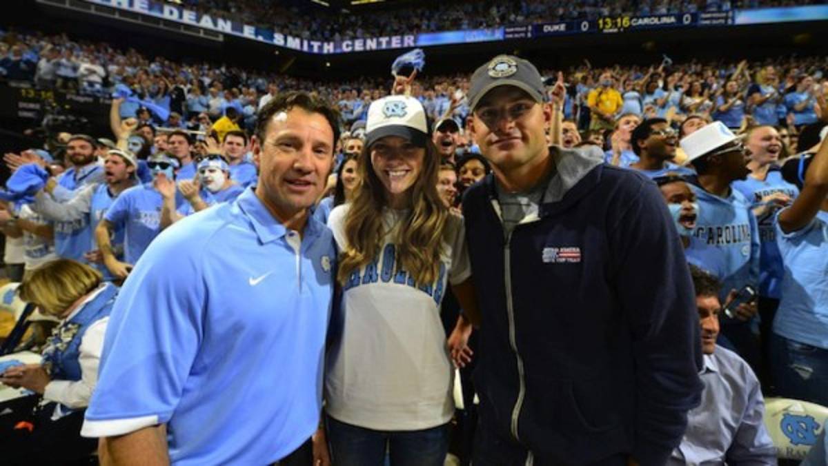 Brooklyn Decker, la seguidora número uno de los Panthers de Carolina