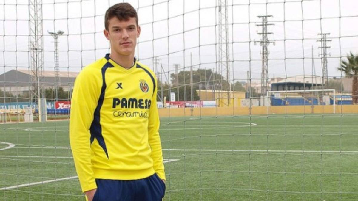 Barcelona contratacaría con fichajes ante la urgencia del Real Madrid