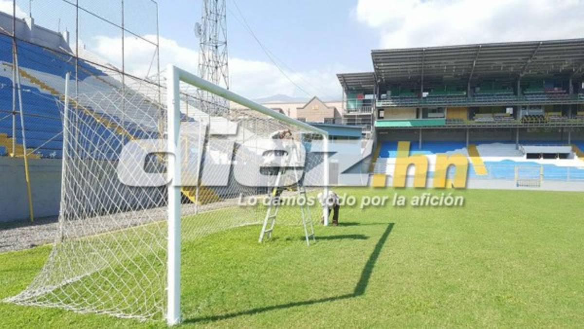 ¡A marcha forzada; así trabajan para pulir el estadio Morazán para el Honduras vs Costa Rica!