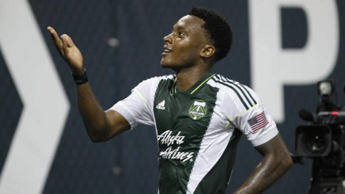 Los futbolistas centroamericanos que juegan en la MLS