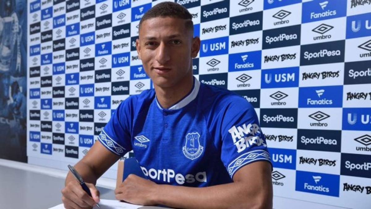 Fichajes confirmados: Crack estadounidense está cerca del Real Madrid; Barça compra y vende