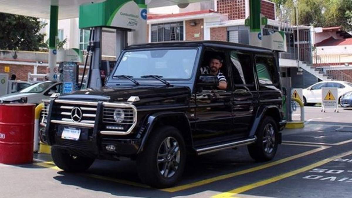 ¡Solo máquinas! Las autos que manejan los futbolistas mexicanos