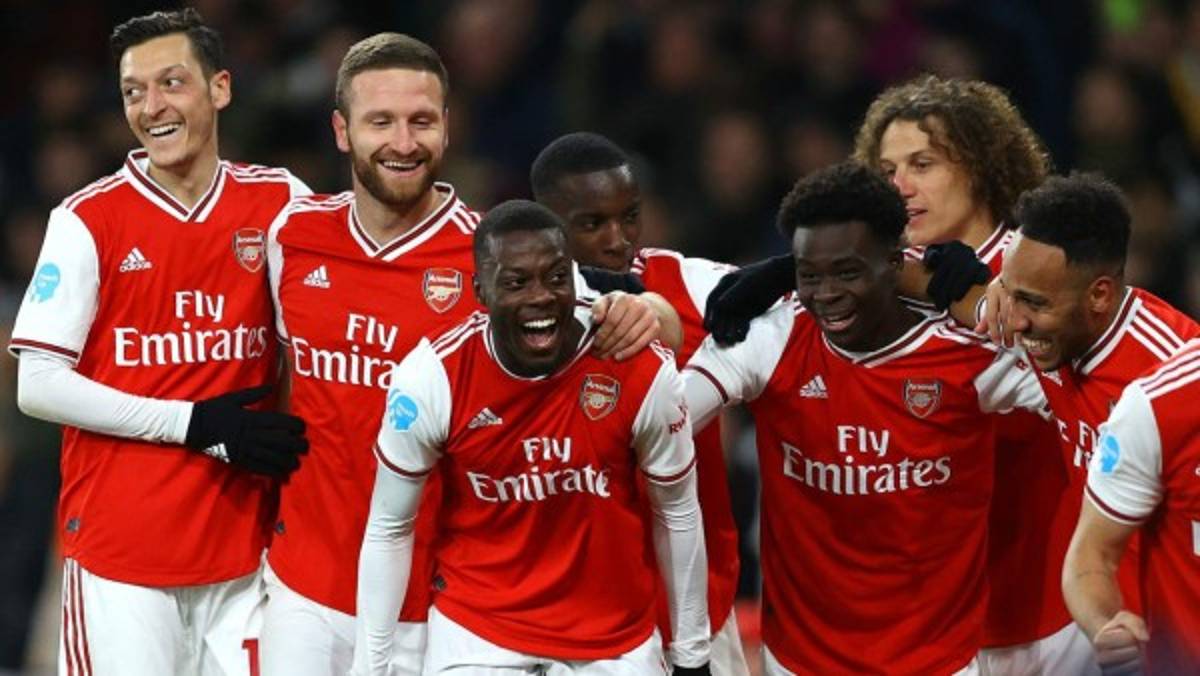 Un hondureño lo logró: Los clubes europeos que han ganado un título invictos en el siglo XXI