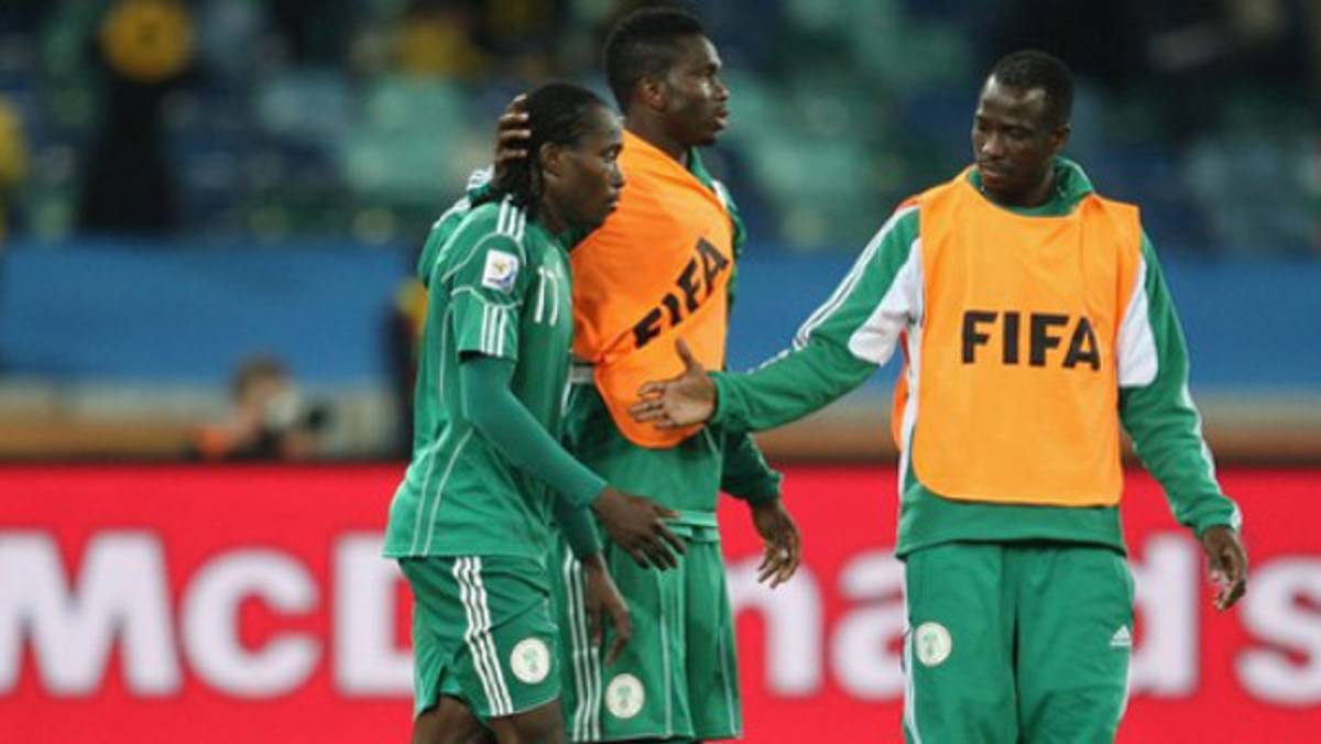 Fifa suspende a Nigeria