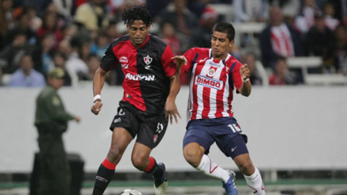 Carlo Costly jugaría ante el América