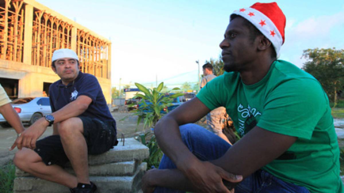 Edgar construye su futuro en Honduras