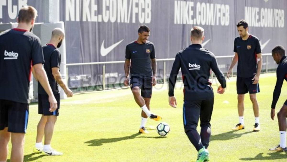 FOTOS: Choco Lozano entrenando al lado de Iniesta, Messi, Piqué y Suárez