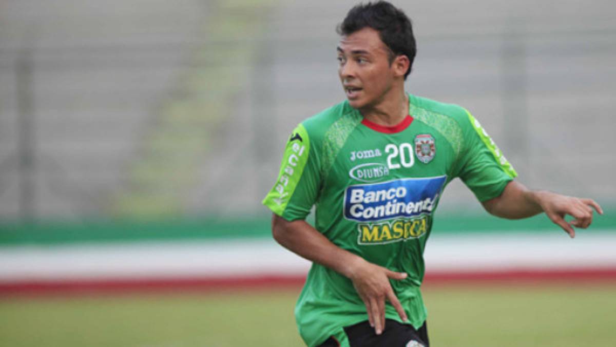Lester Blanco se marchó a El Salvador para jugar Copa de Naciones