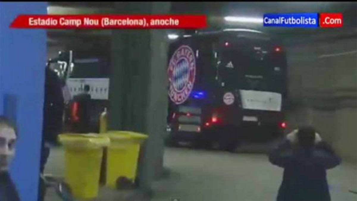 Autobús del Bayern deja olvidado en el Camp Nou a Javi Martínez