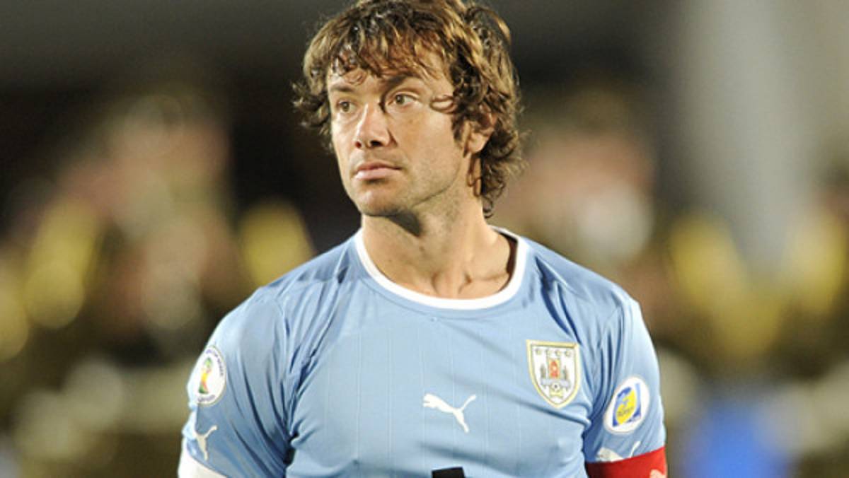 El uruguayo Diego Lugano jugará en el West Bromwich