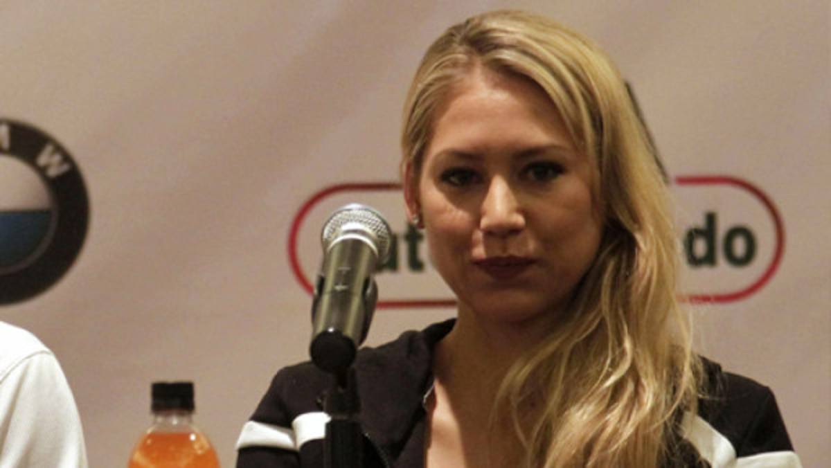 Kournikova dijio que está muy joven para casarse