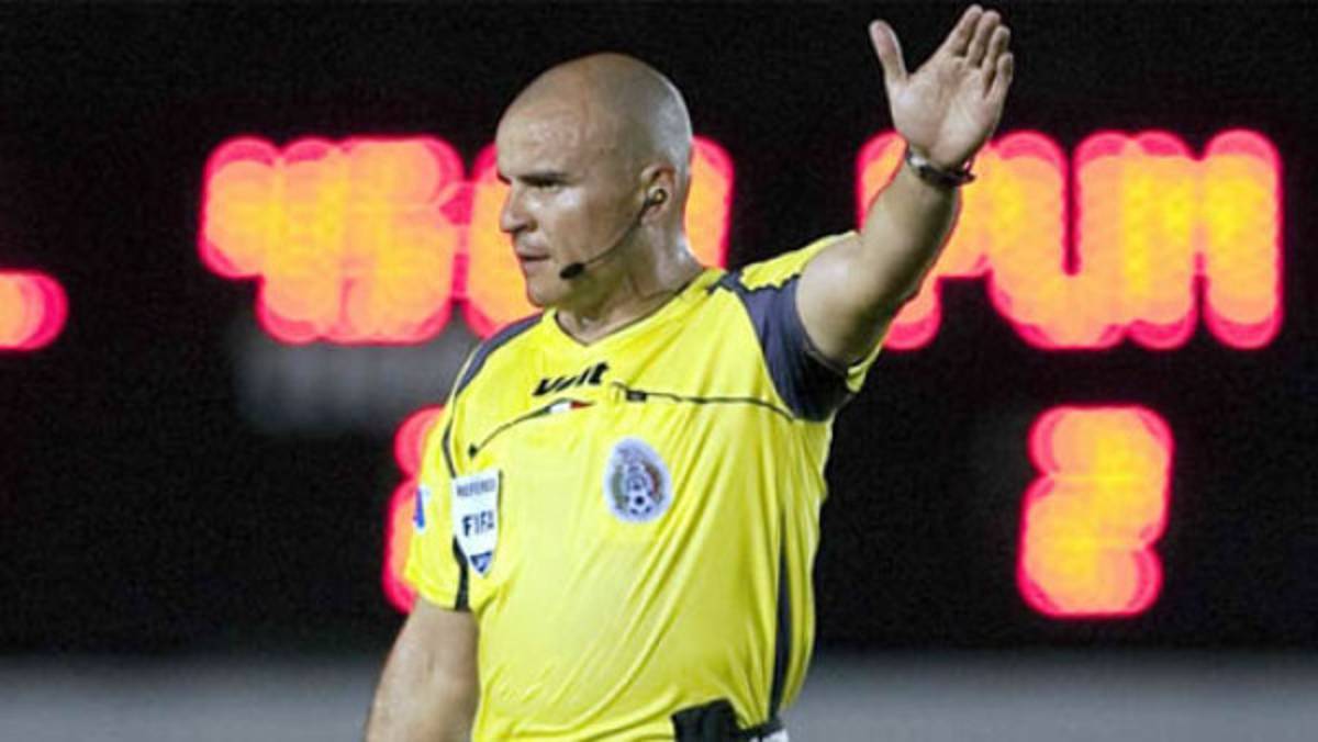 Árbitro mexicano le pitará a Honduras en su debut
