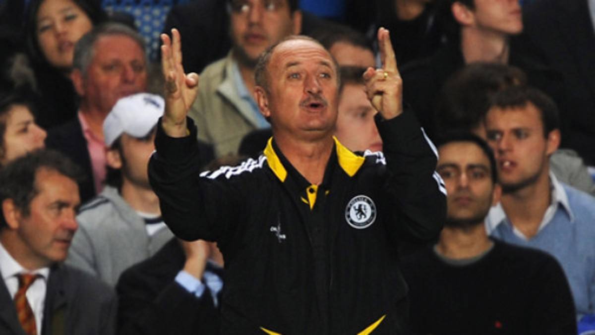 Bianchi, Scolari y Rijkaard suenan para dirigir a Chile