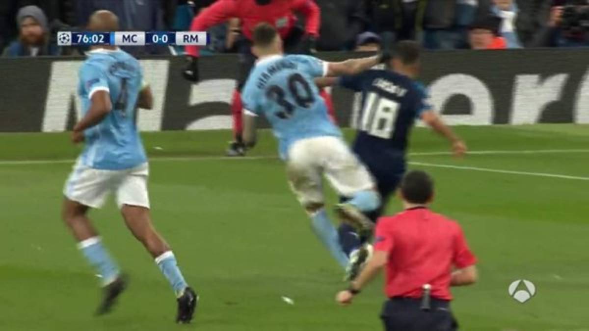 Las polémicas y acciones más destacadas del empate entre el City y Real Madrid