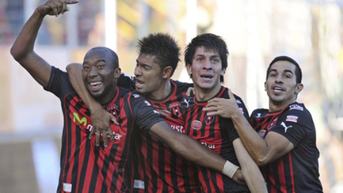 VIDEO: Alajuela quita invicto al líder de Costa Rica