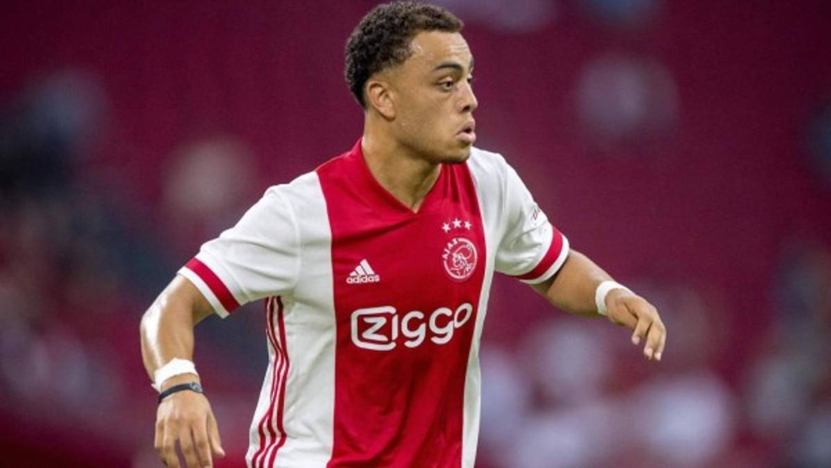 Mercado de fichajes: Locura por Mbappé, dos bajas oficiales en el Barcelona y Balotelli con otra sorpresa