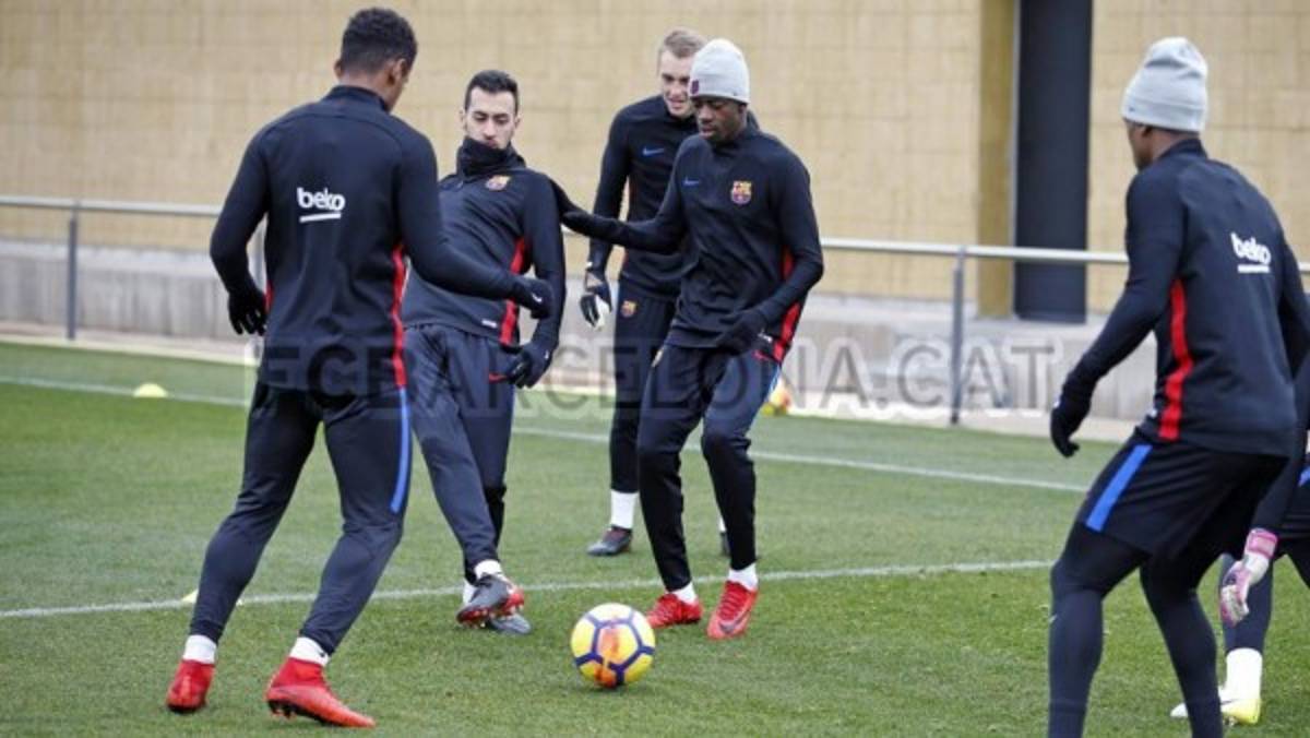 Choco Lozano entrena con el primer equipo del Barcelona en la semana del clásico