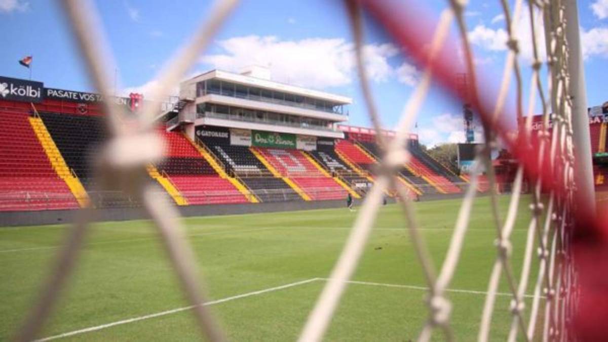Así lucen los estadios de Centroamérica que son más viejos que el Nacional de Tegucigalpa