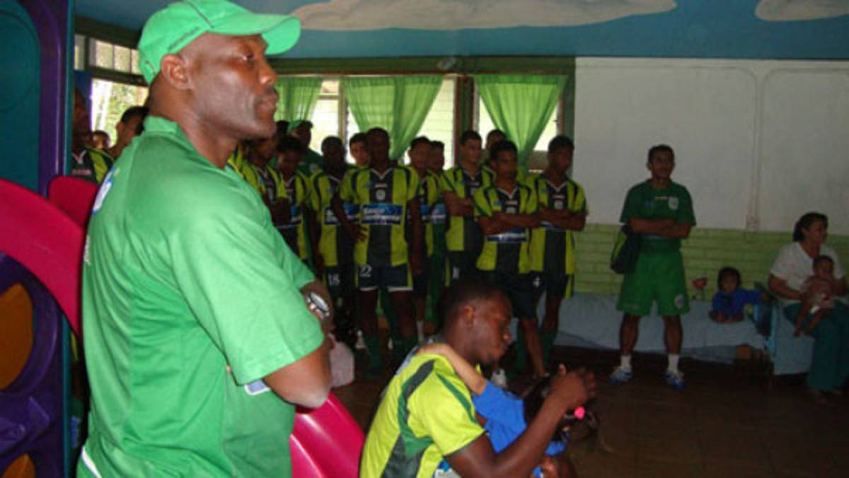 Nicolás Suazo no está del todo bien