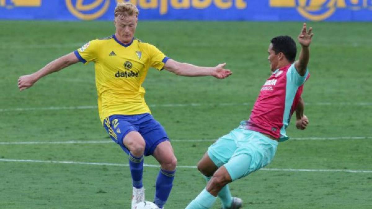 ¿Y el Choco Lozano? El 11 con el que Cádiz buscaría frenar a Barcelona en el Ramón de Carranza