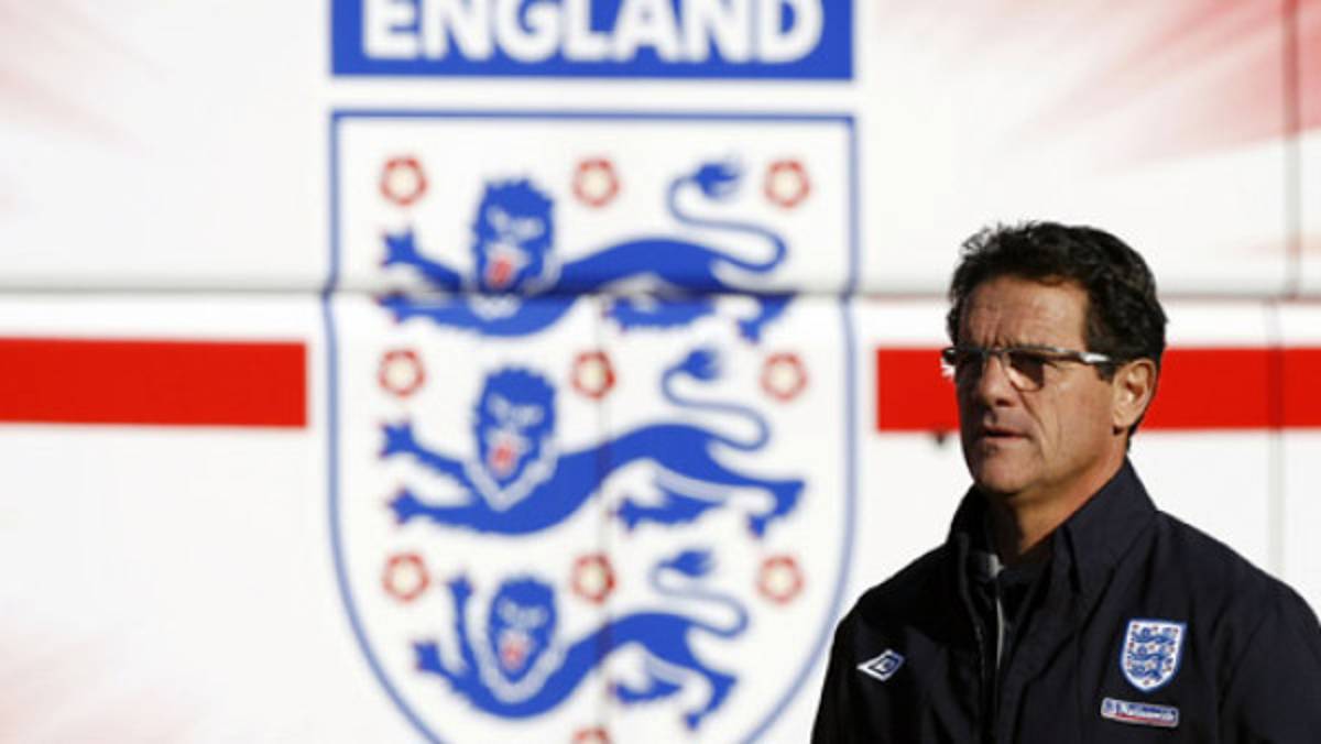 Jugadores piden la salida de Capello