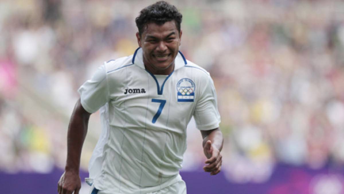 Mario Martínez aún no viajará para incorporarse al Seattle Sounders