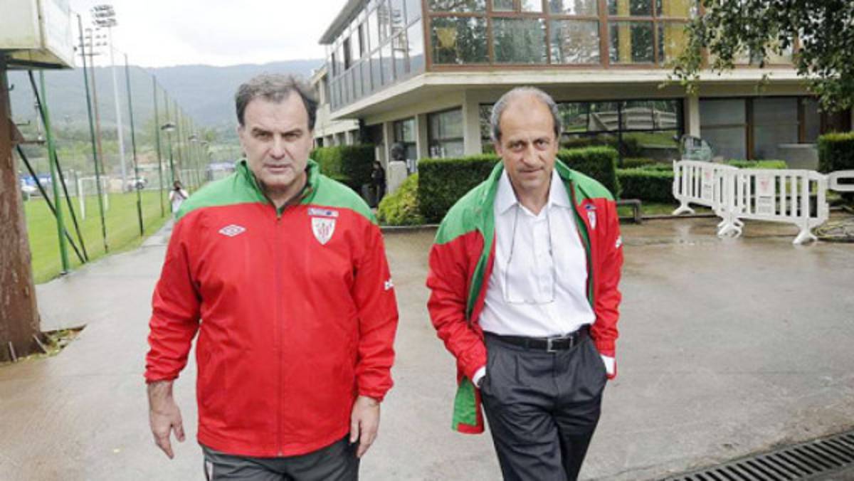 Marcelo Bielsa es presentado como técnico del Athletic de Bilbao
