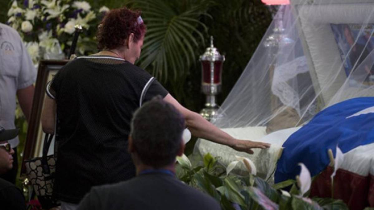 Puerto Rico le da su despedida a 'Macho' Camacho