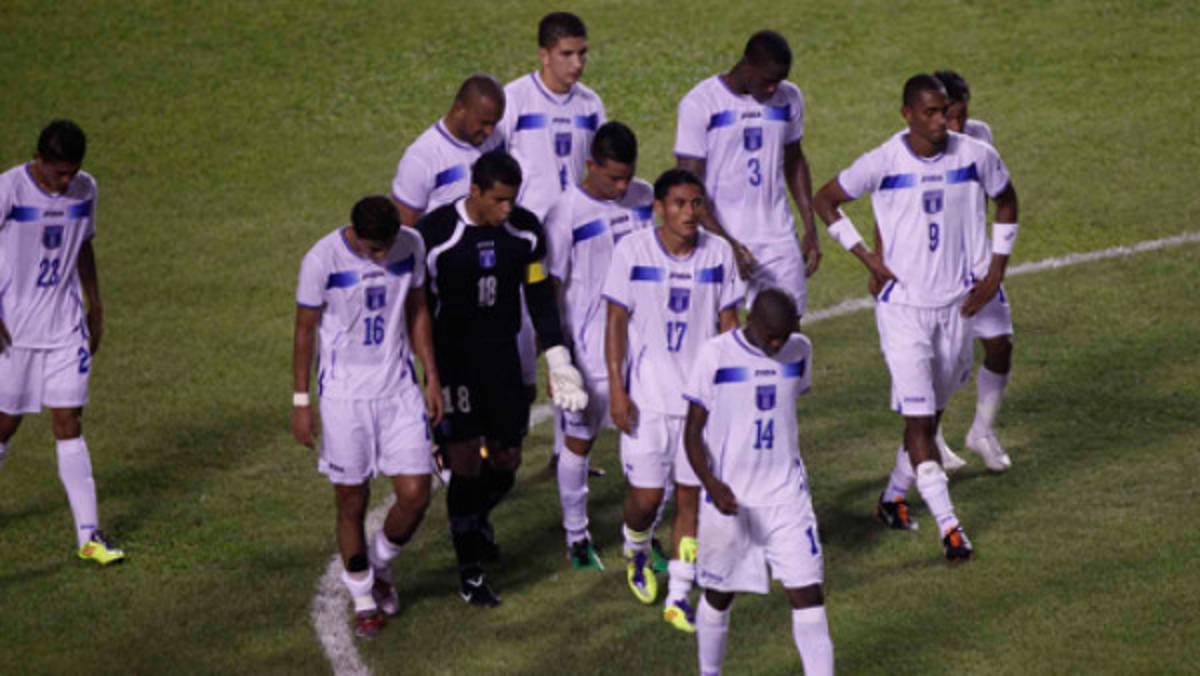 Nasralla habla de amateurismo y subdesarrollo en Honduras