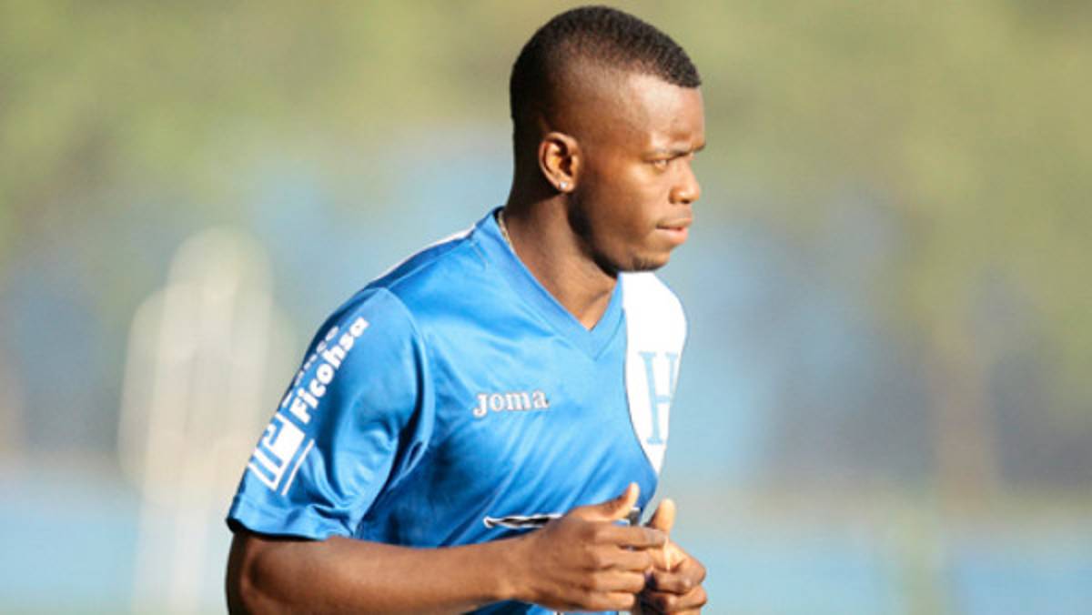 Erick Norales no se quedó en el Leicester