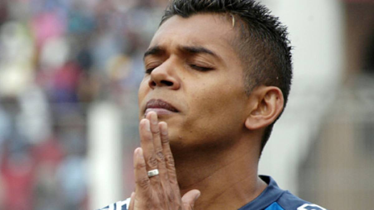 ¡Amado Guevara, separado del Motagua!