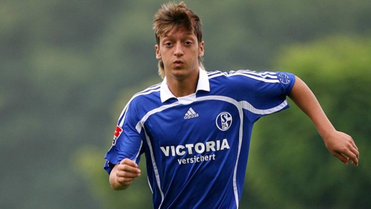 Conocé en qué club debutaron los grandes jugadores del fútbol actual