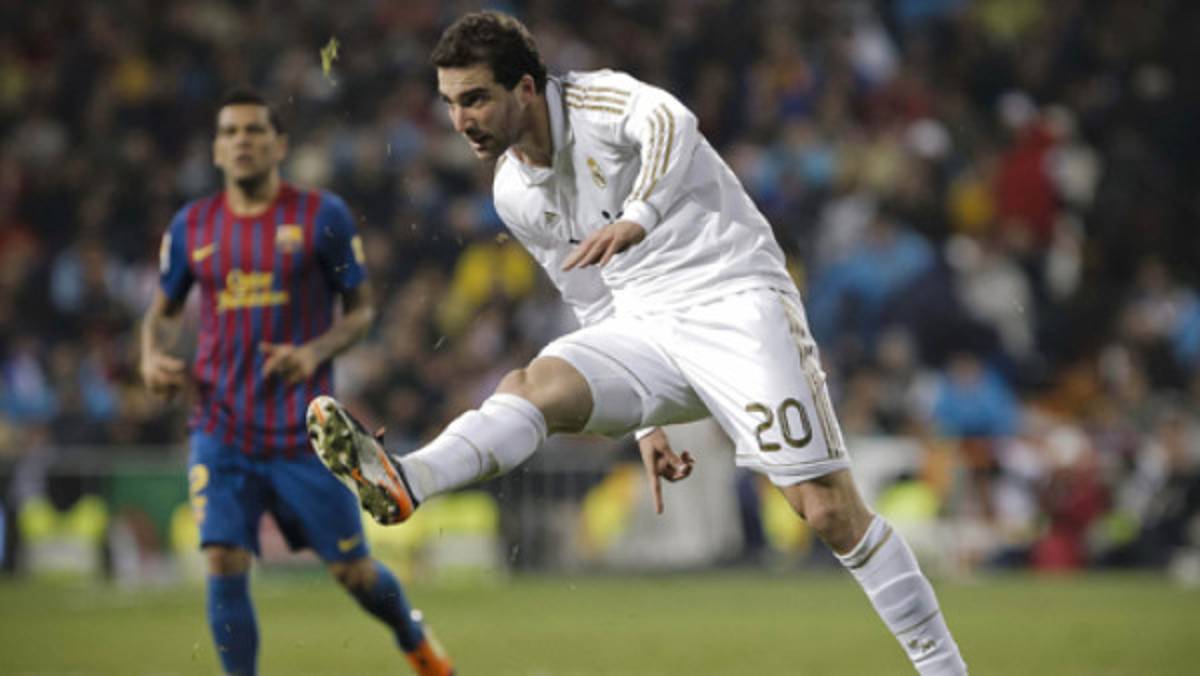 Higuaín fue negado al Chelsea y Juventus