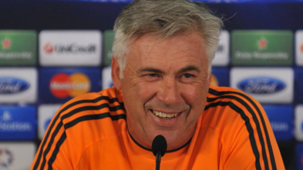 VIDEO: Ancelotti bromea con periodista sobre titularidad de Casillas