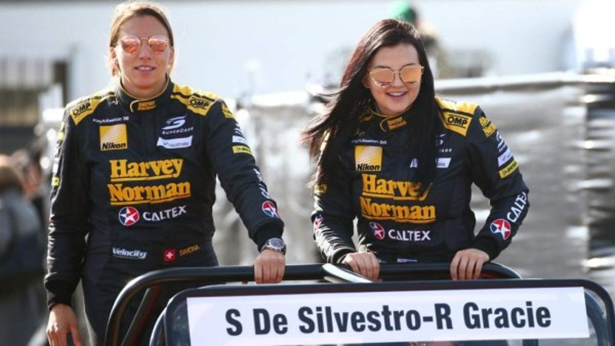 Renee Gracie, la chica australiana que dejó el automovilismo por incursionar en el cine para adultos