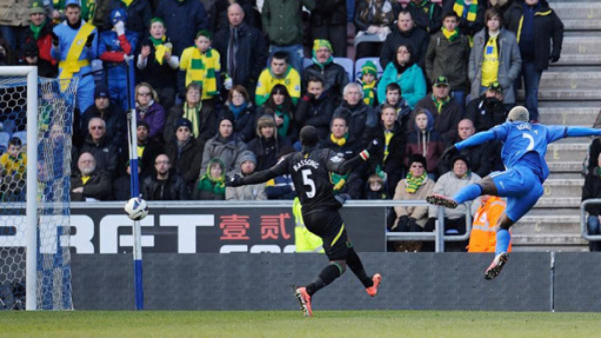 Wigan triunfa y sueña con la salvación