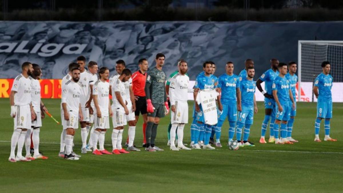 Dedicatoria, el consejo de Zidane y el aburrimiento de James Rodríguez en el Madrid-Valencia