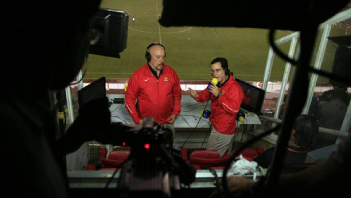 60 cámaras de TV en el Azteca para el México-Honduras