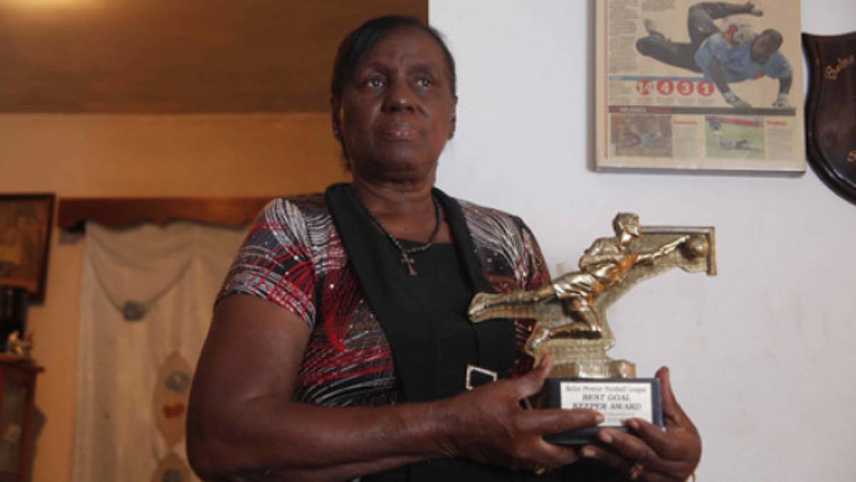 La mamá de Shane Orio espera que llegue con el título