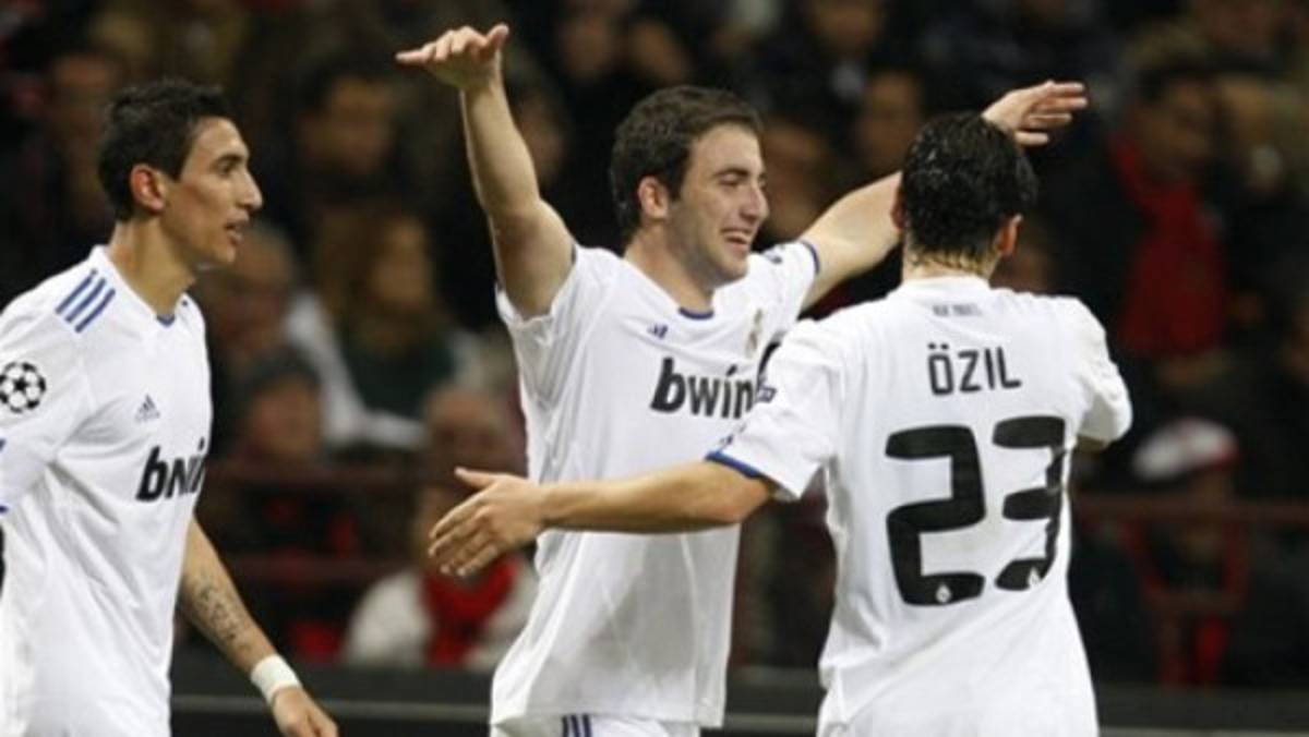 Higuaín marcó el gol 700 para el Madrid en Copas de Europa