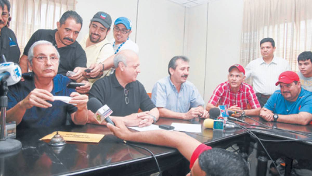 'No todo es malo en el fútbol hondureño': Nasralla