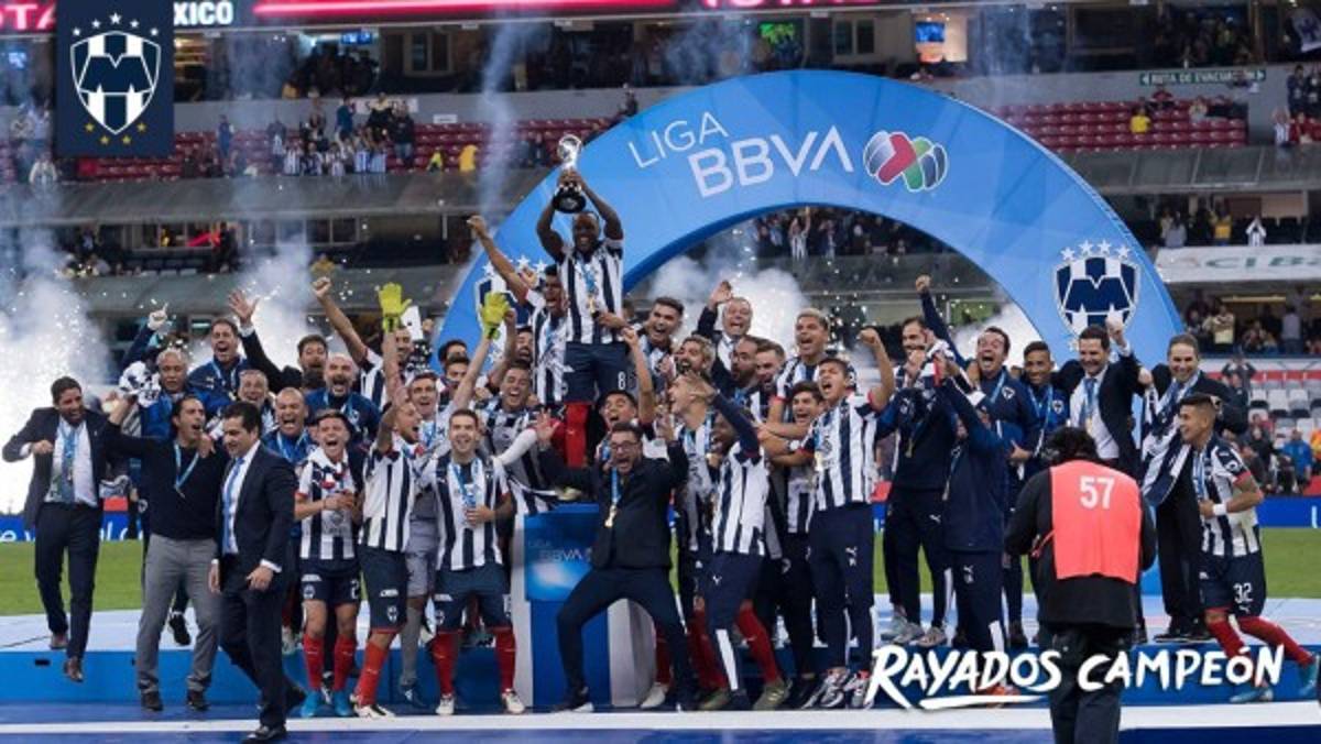 Antonio Mohamed rompe en llanto tras cumplir su promesa en la final de la Liga MX